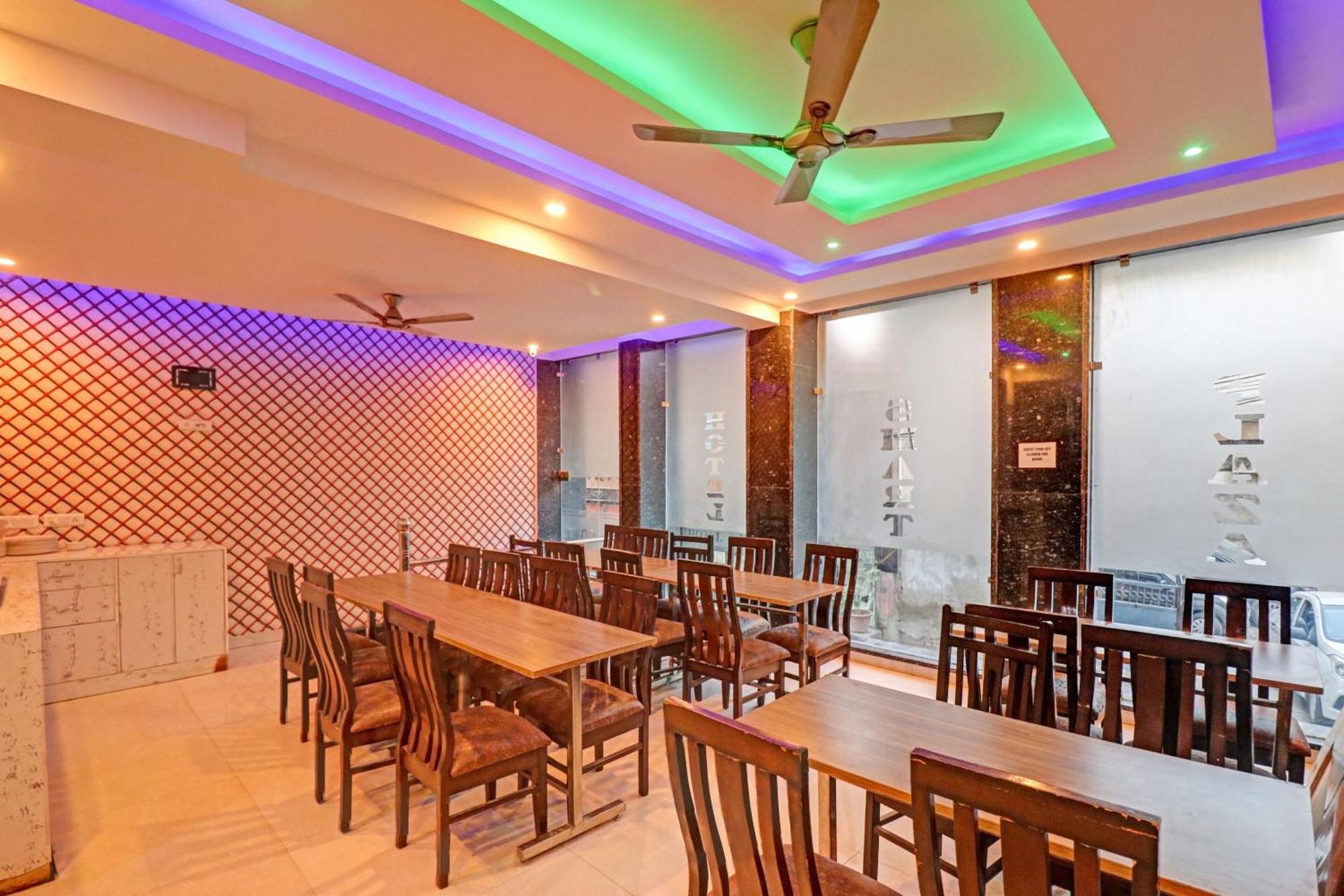 Townhouse Tark Inn 新德里 外观 照片