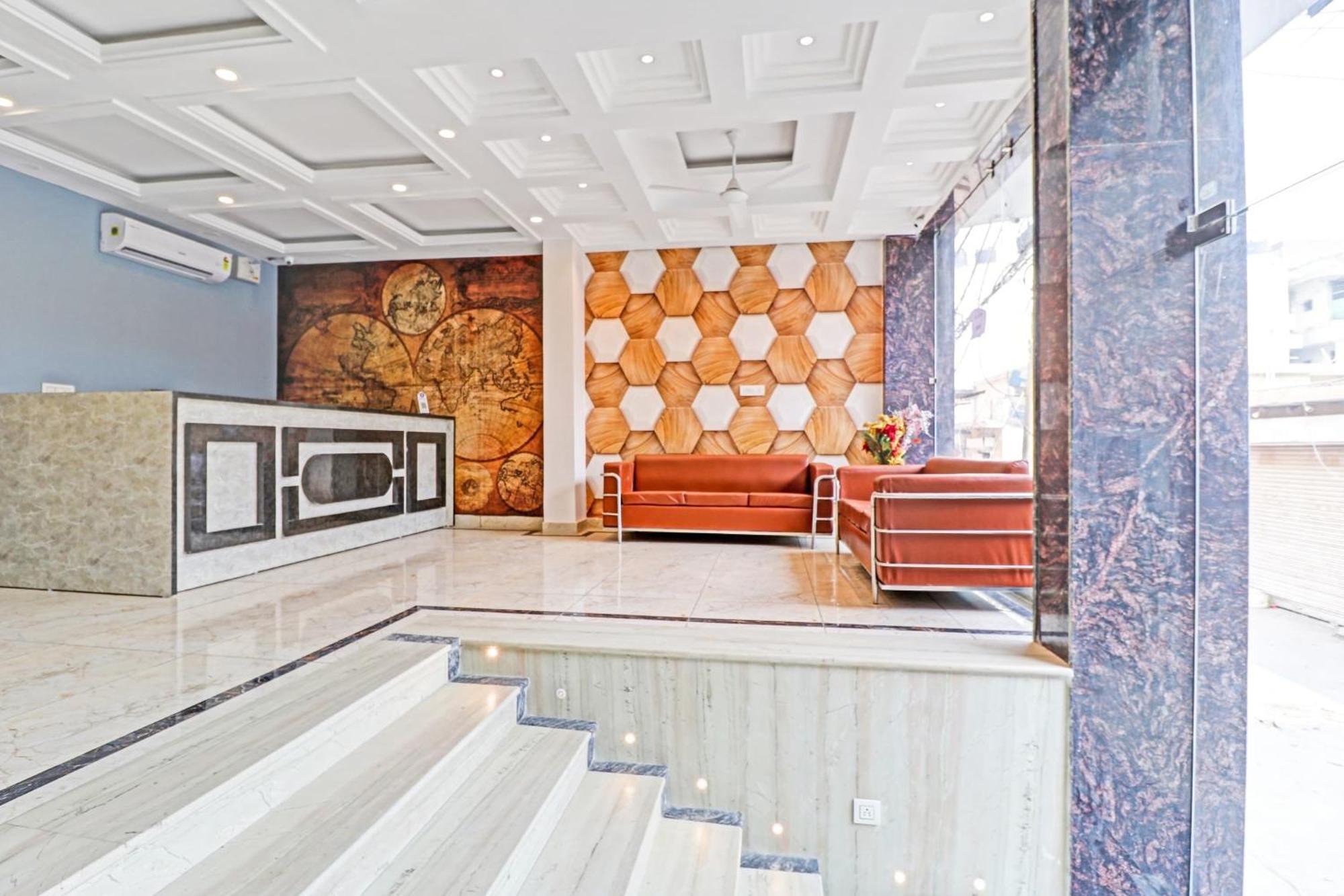 Townhouse Tark Inn 新德里 外观 照片