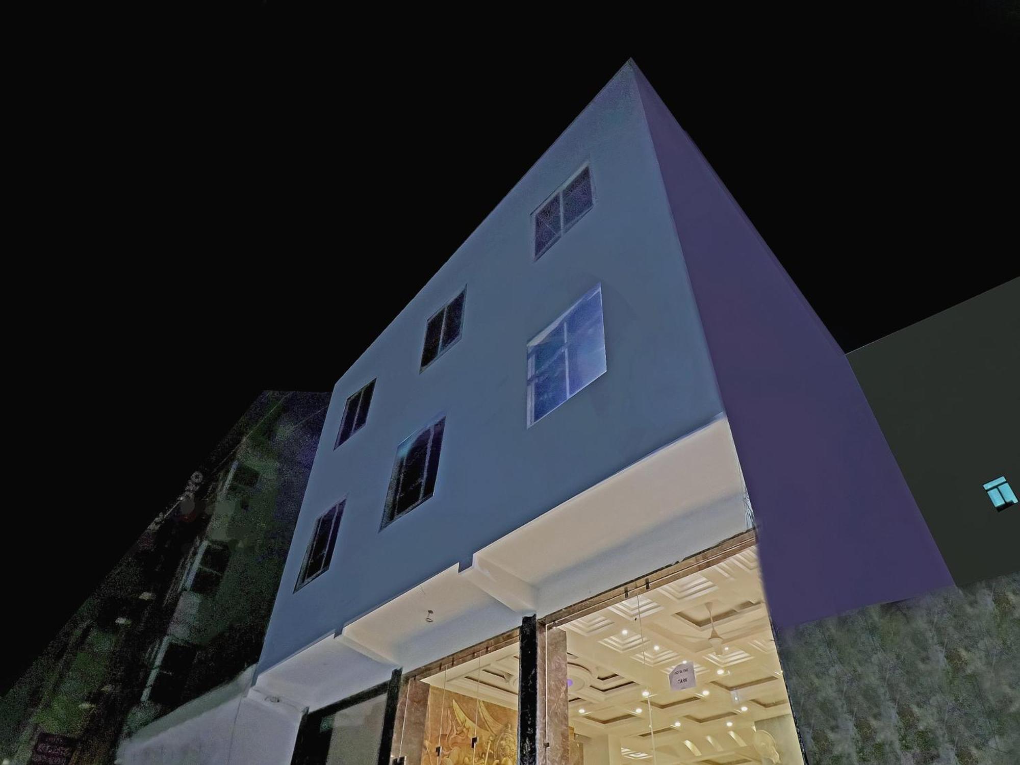 Townhouse Tark Inn 新德里 外观 照片